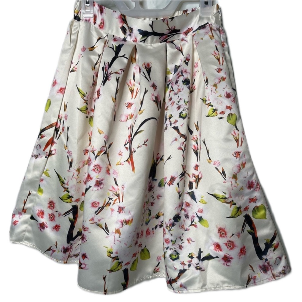 Women’s Floral Midi A-line skirt, size M